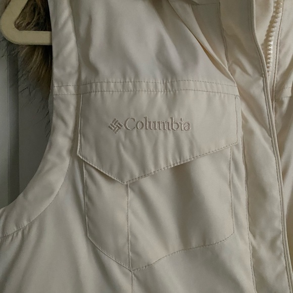 Columbia Cream Down Winter Vest - Picture 3 of 9